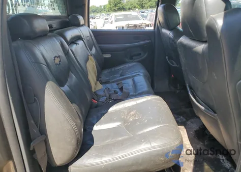 2003 Chevrolet Avalanche C1500 z USA, uszkodzony, nr VIN 3GNEC13T73G323297